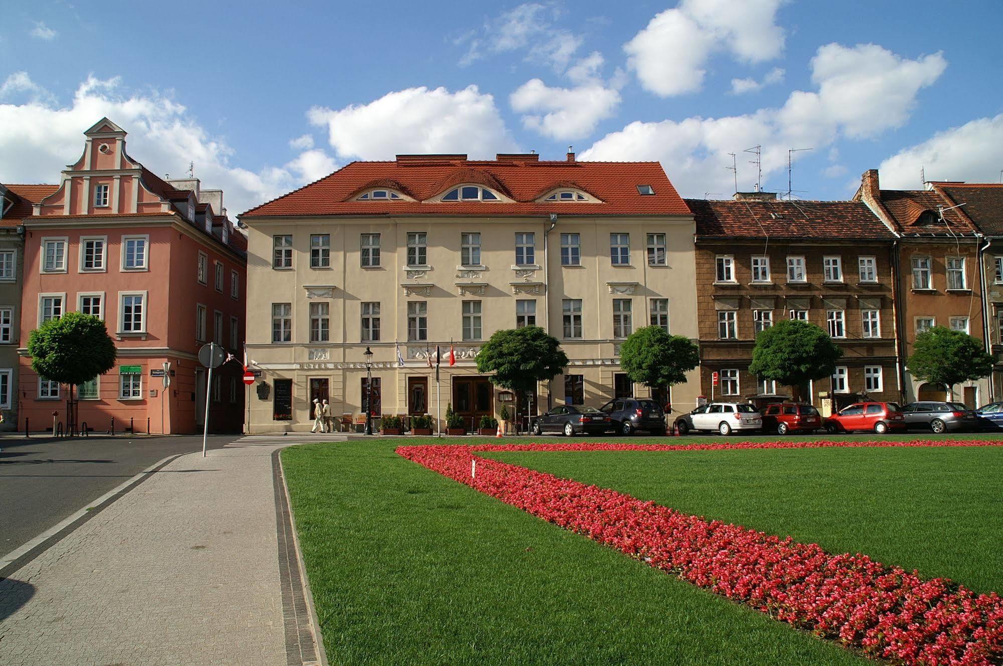 Hotel Kolegiacki Poznań Exterior foto